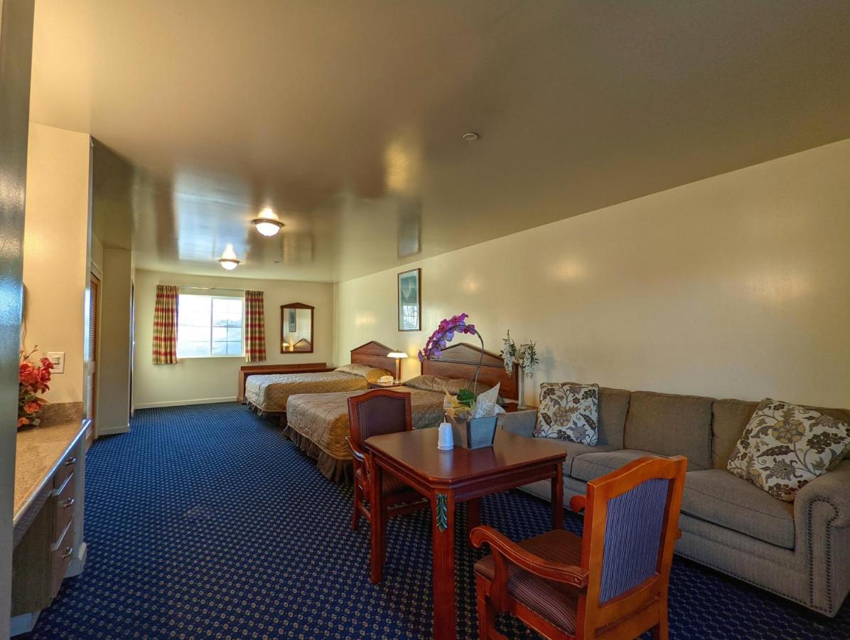 Americas Best Value Inn Oxnard-Port Hueneme Buitenkant foto