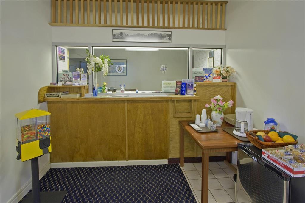 Americas Best Value Inn Oxnard-Port Hueneme Interieur foto