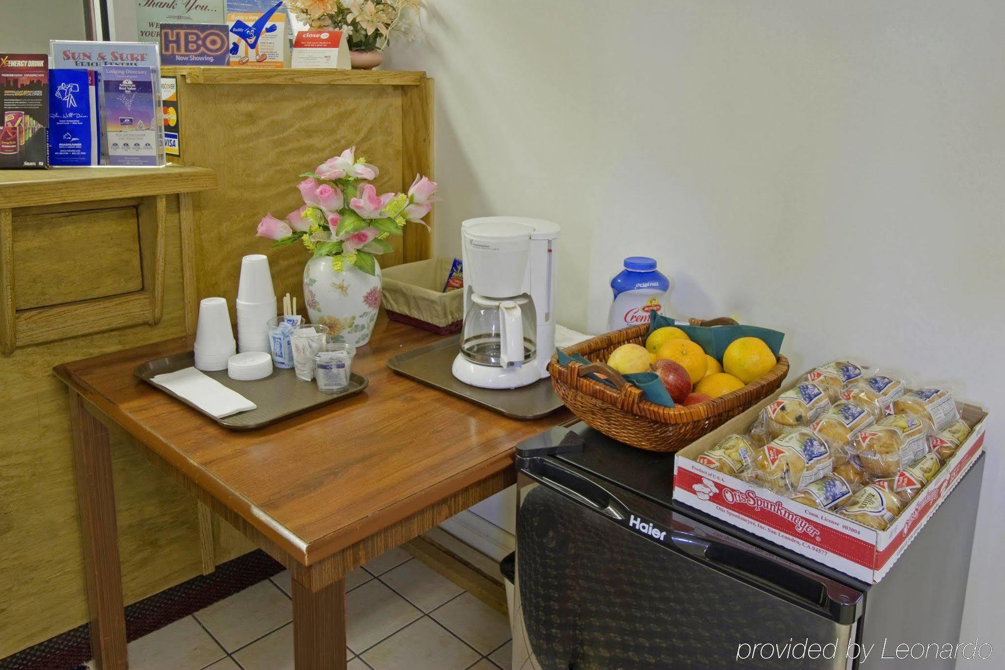 Americas Best Value Inn Oxnard-Port Hueneme Restaurant foto